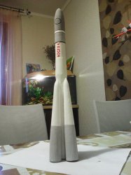 Макет ракеты Восток-1 для ребенка своими руками