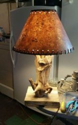 Настольная лампа из коряги