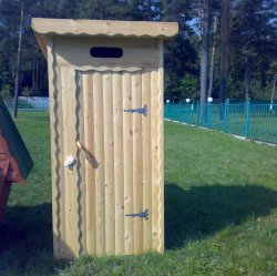 Как сделать деревянный туалет 