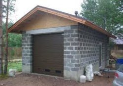 Строительство гаража из бетонных пустотелых блоков 